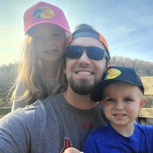 Meet your Posher, Stuart